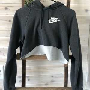 Super cropped Nike hoodie